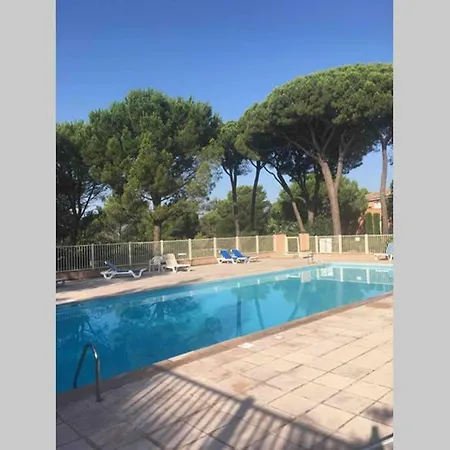 Appart T2 Raphael - Valescure شقة *